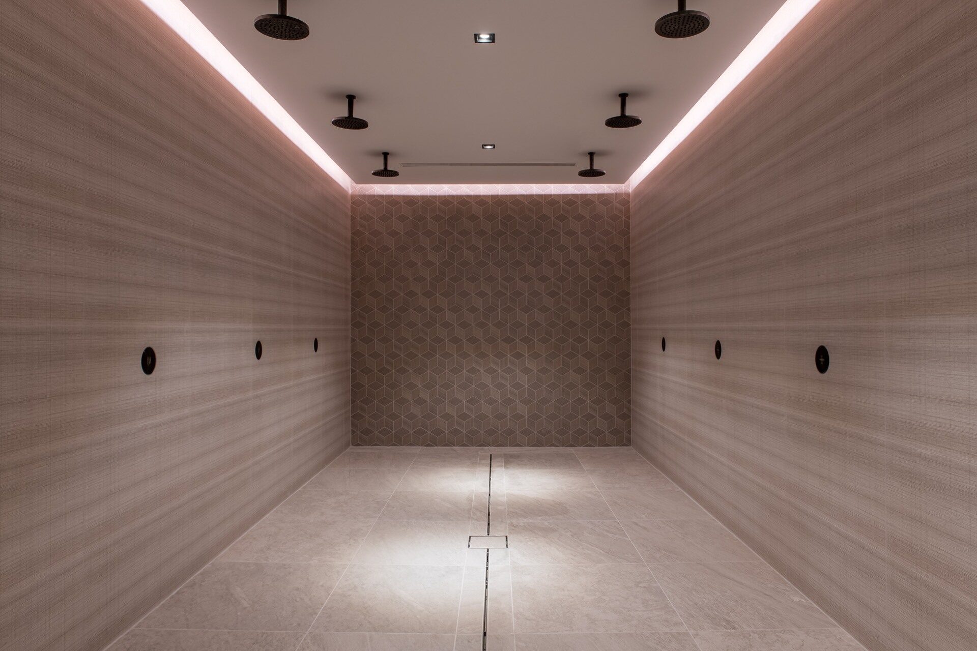 Groote douche cabine