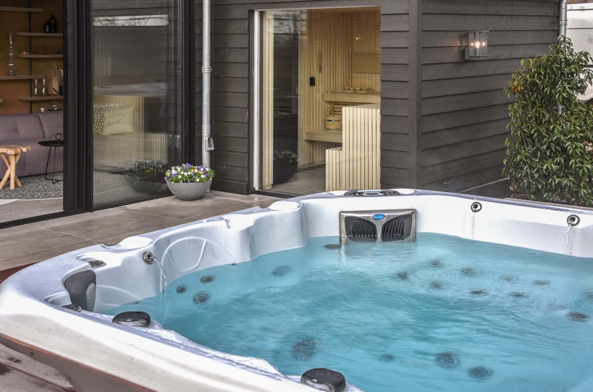 Jacuzzi