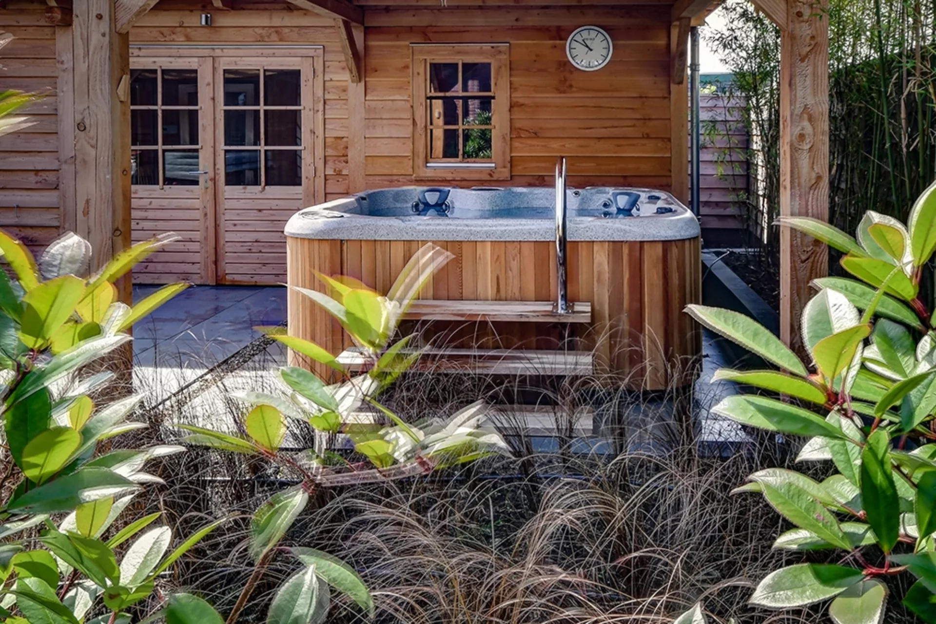 buiten jacuzzi 2 personen
