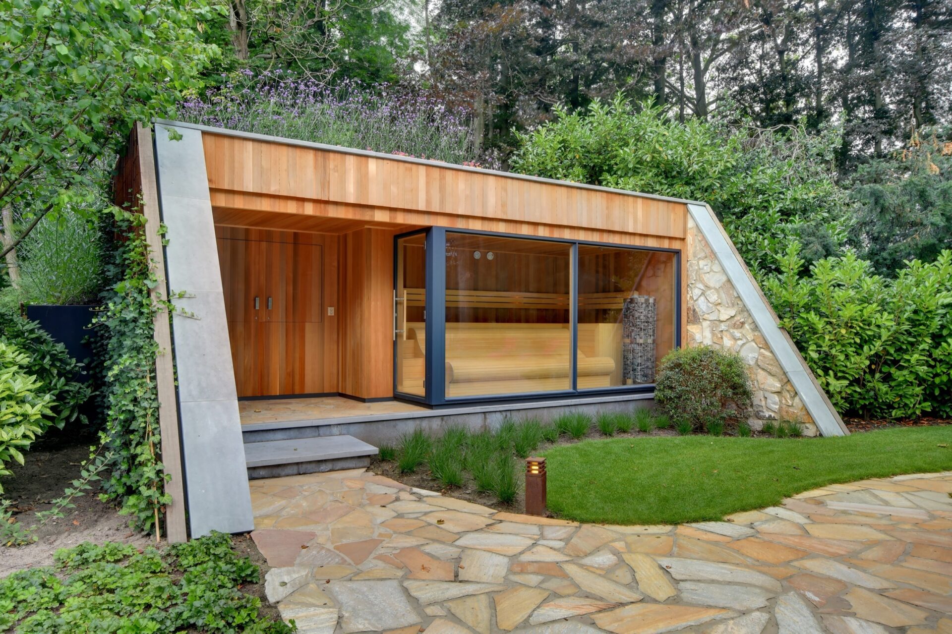Poolhouse